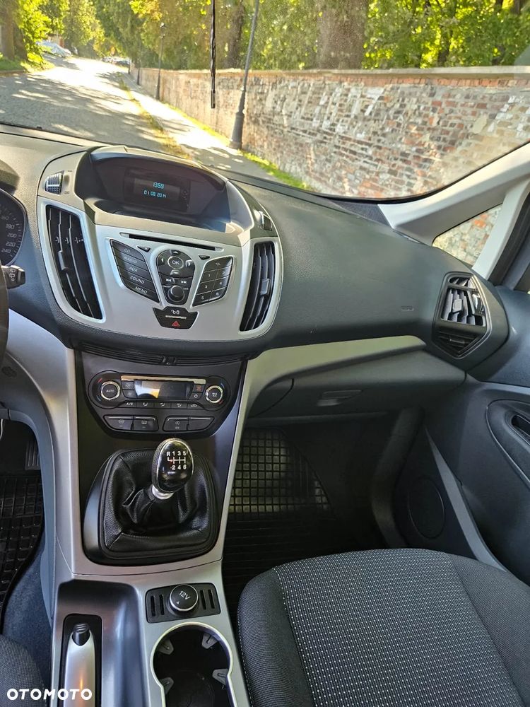 Ford C-MAX - 22