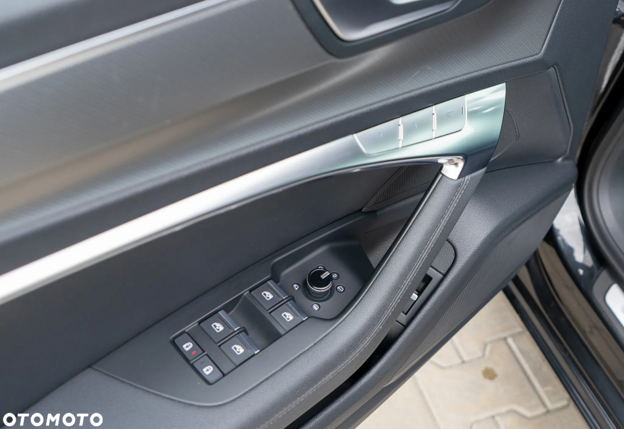 Audi A6 - 6