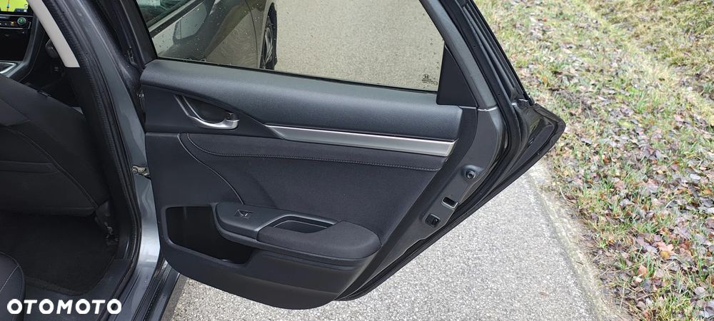 Honda Civic 1.6 i-DTEC Elegance - 26