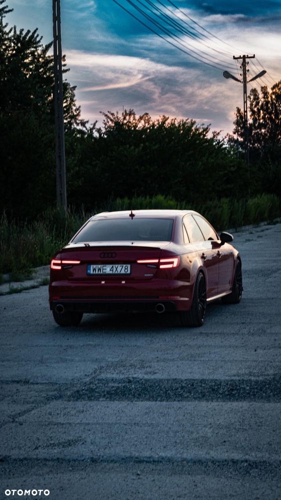 Audi A4 Limousine - 8