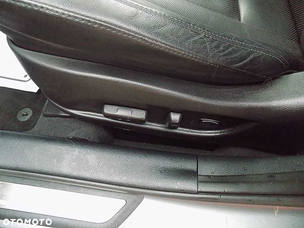 Hyundai i40 i40cw 1.7 CRDi Automatik Fifa World Cup Edition Gold - 11