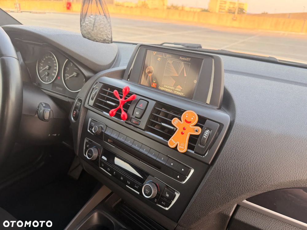 BMW Seria 1 116i Sport Line - 17