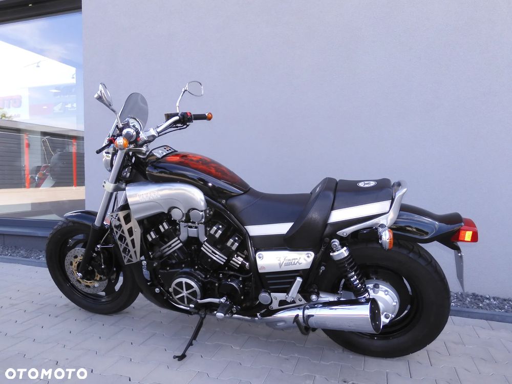 Yamaha V-MAX - 36