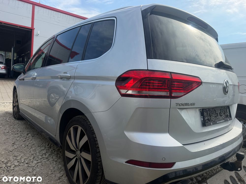 Volkswagen Touran 2.0 TDI SCR DSG Comfortline - 5