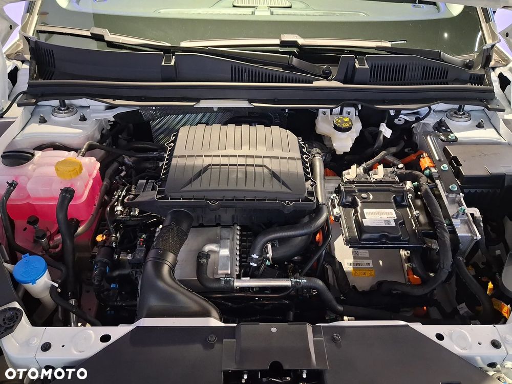 Omoda 5 1.5 T-GDI Hybrid Premium DHT - 8