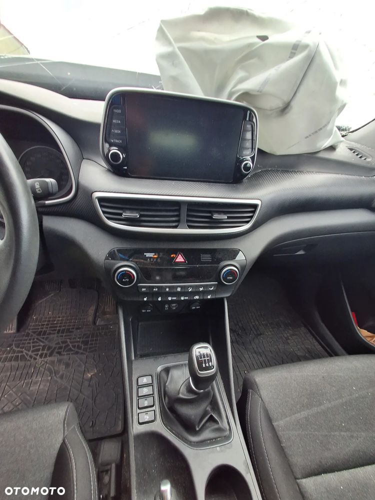 Hyundai Tucson - 13