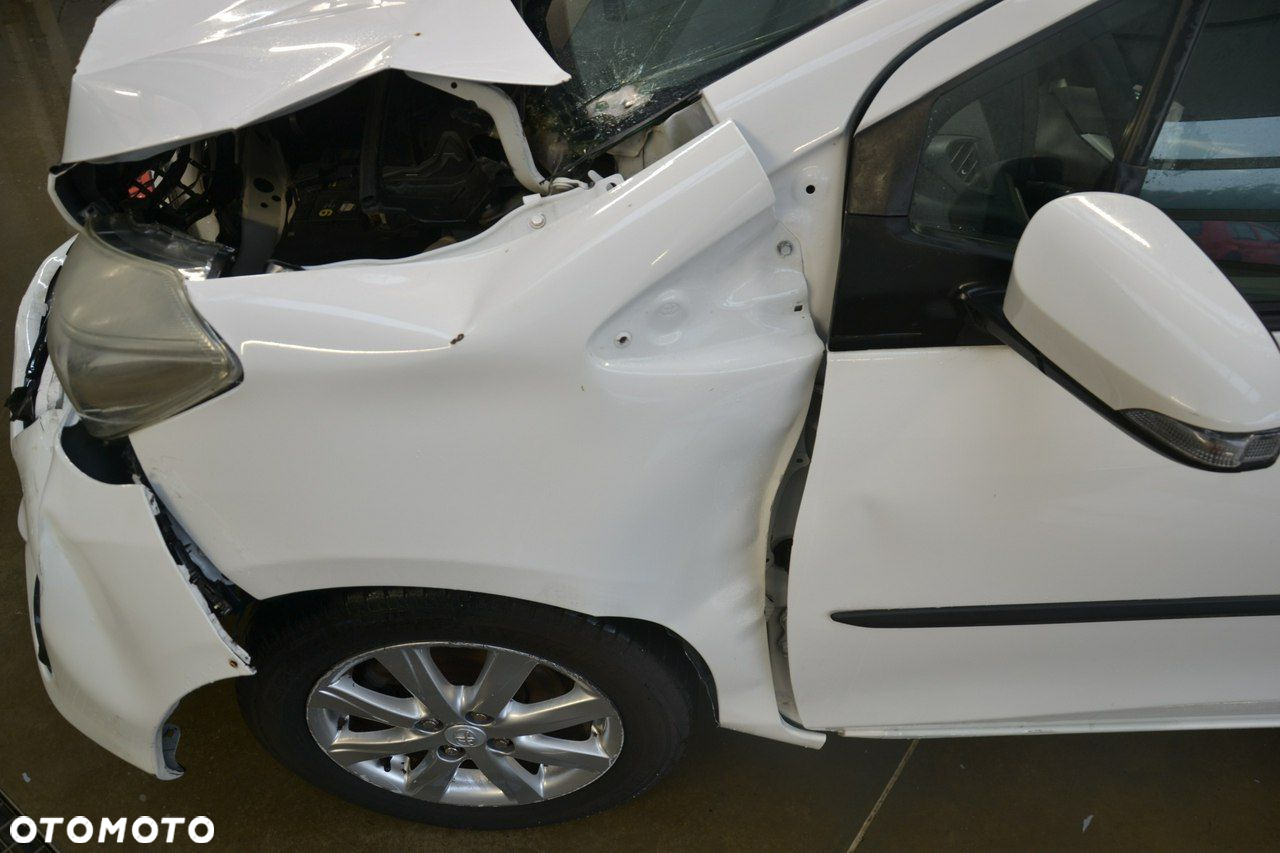 Toyota Yaris - 20