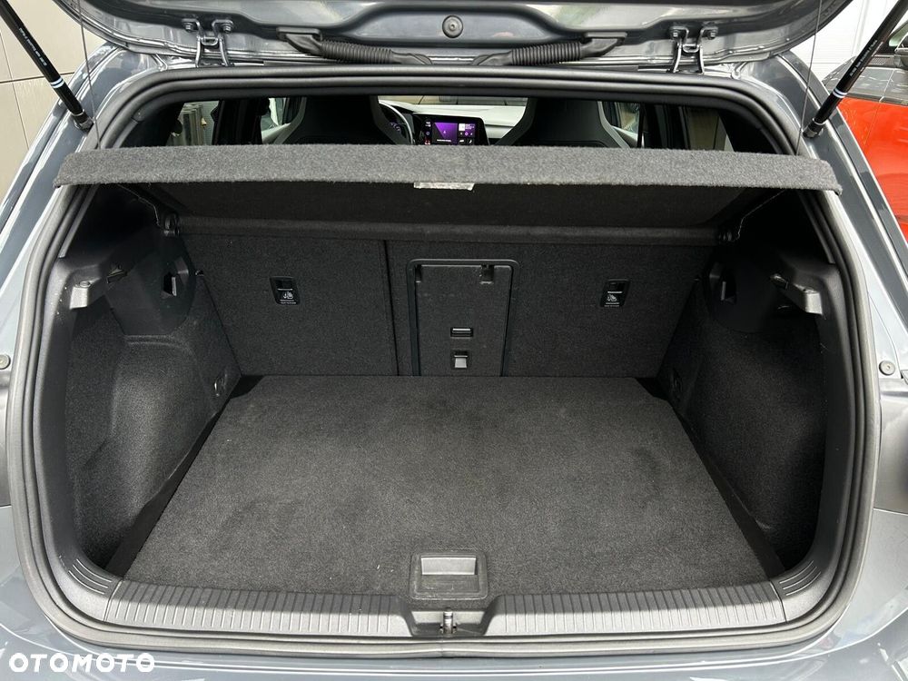 Volkswagen Golf 2.0 TDI R-Line DSG - 10