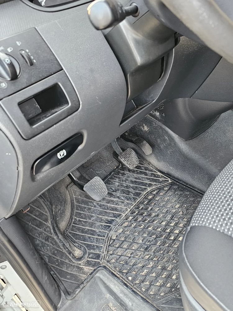 Mercedes-Benz Vito - 10