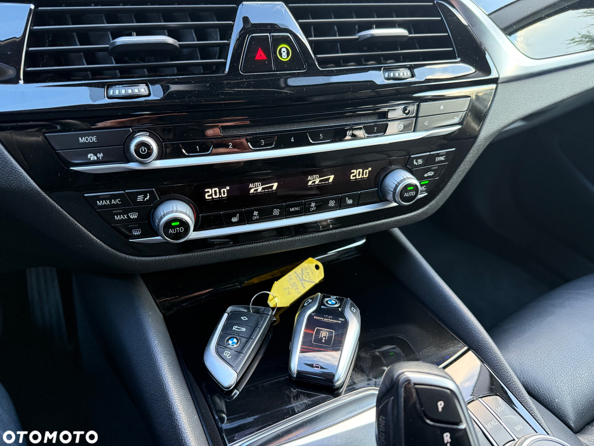 BMW Seria 5 520d Touring Luxury Line - 35
