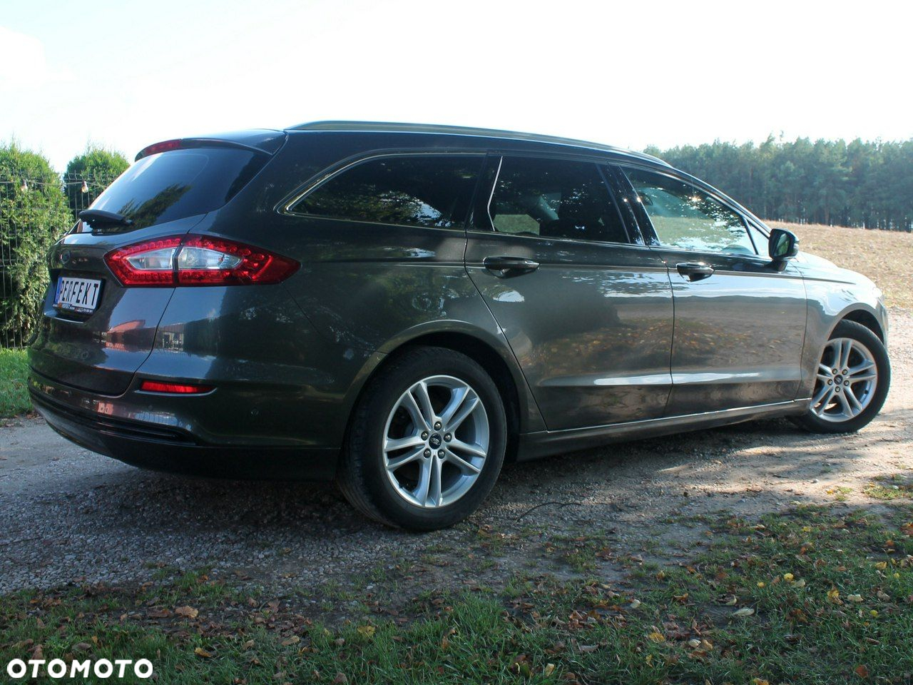 Ford Mondeo - 23