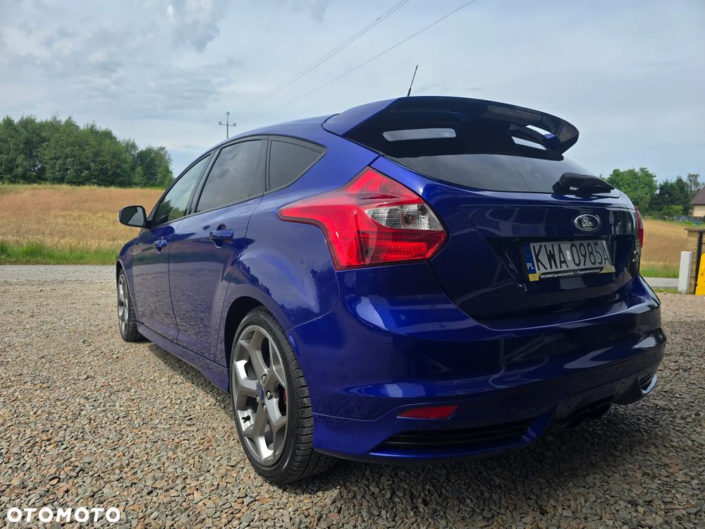 Ford Focus 2.0 EcoBoost ST - 6