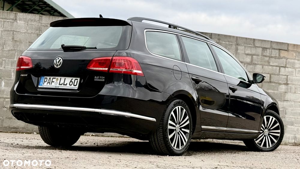 Volkswagen Passat 2.0 TDI Comfortline - 16