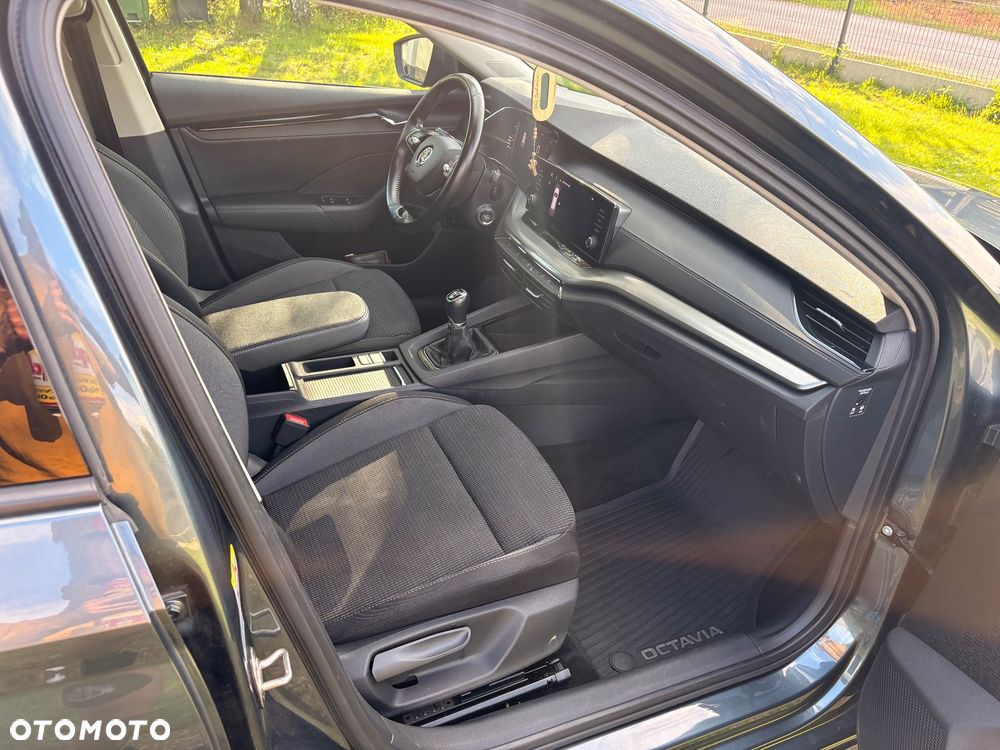 Skoda Octavia 2.0 TDI Ambition - 14