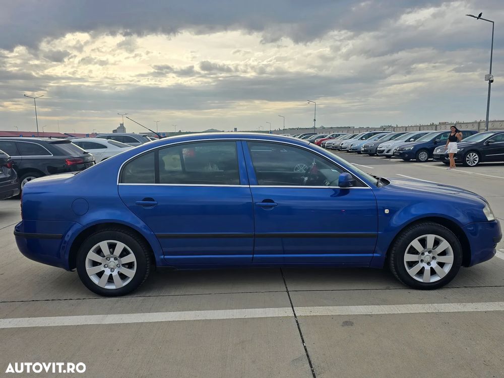 Skoda Superb 1,9TDI Elegance - 2