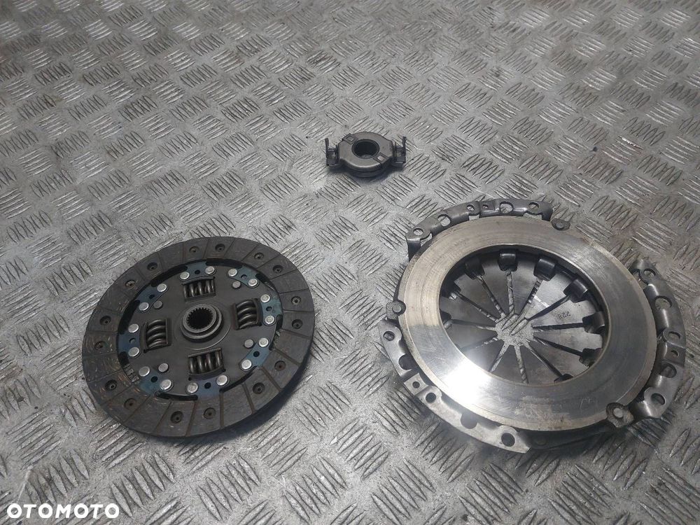 SPRZĘGŁO TARCZA + DOCISK + ŁOŻYSKO OPOROWE VOLKSWAGEN LUPO I 1.0 8V - 4