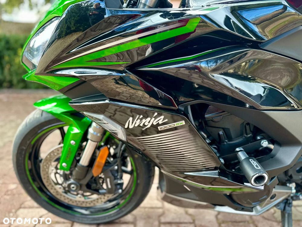 Kawasaki Ninja 1000 SX - 18