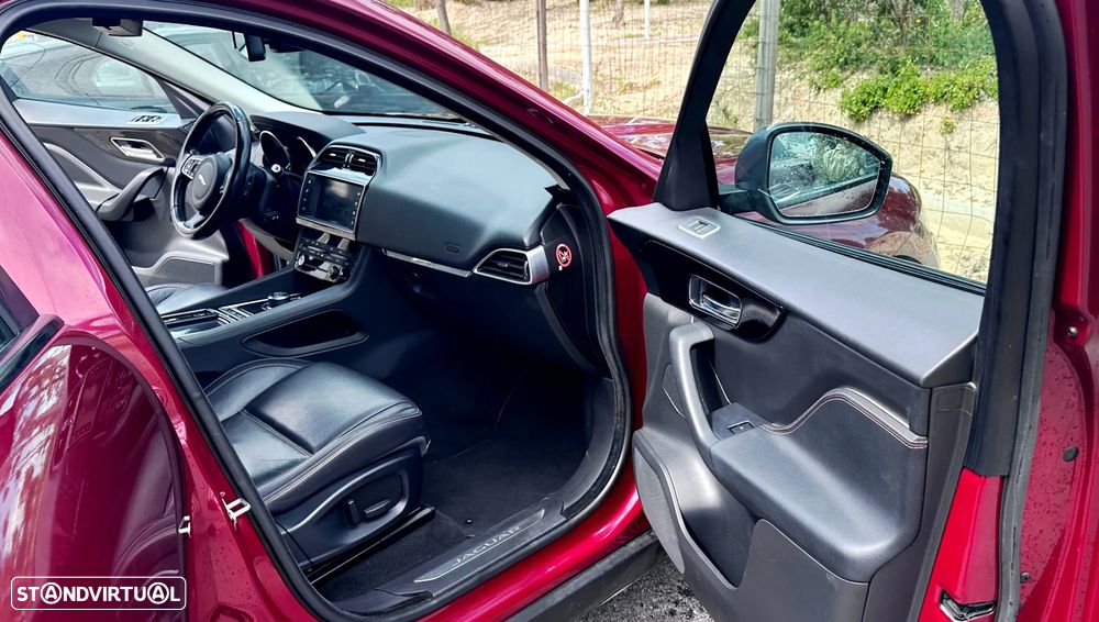 Jaguar F-Pace 2.0 i4D Prestige AWD Aut. - 21