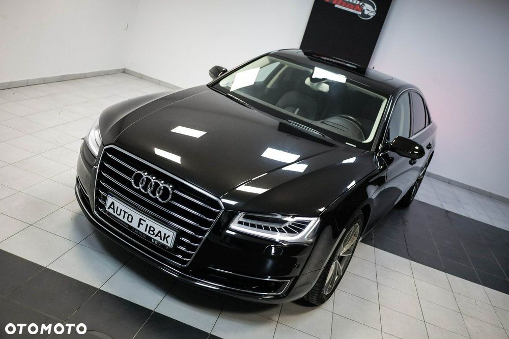 Audi A8 - 7