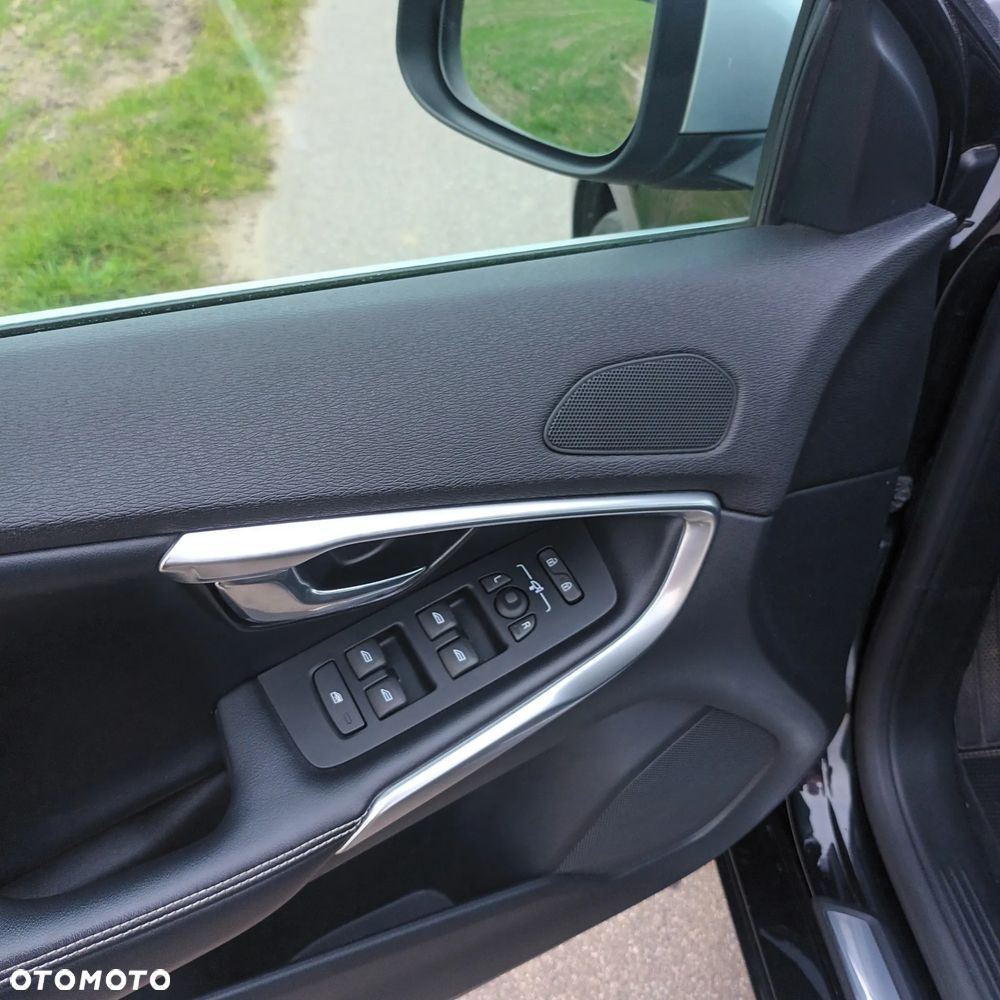 Volvo V40 - 16
