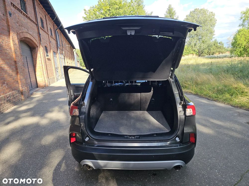 Ford Kuga 2.5 FHEV FWD Titanium X - 12