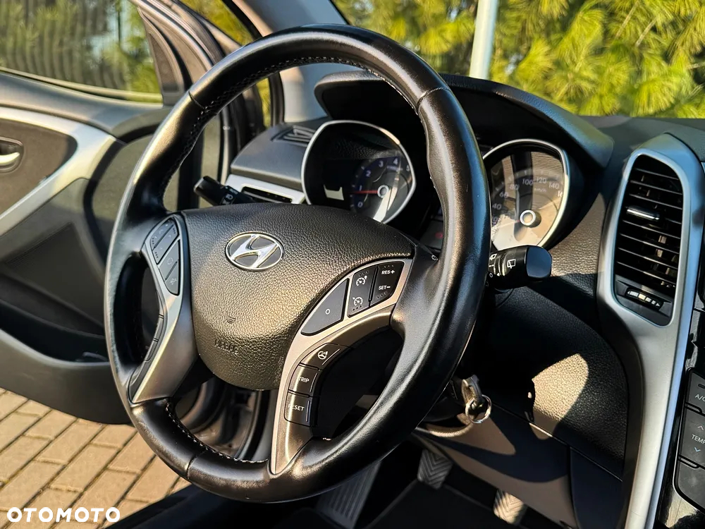 Hyundai i30 1.6 GDI BlueDrive Comfort - 32