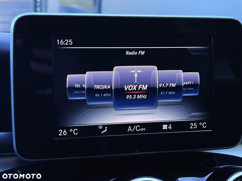 Mercedes-Benz Klasa C 200 (BlueTEC) d T 7G-TRONIC - 26