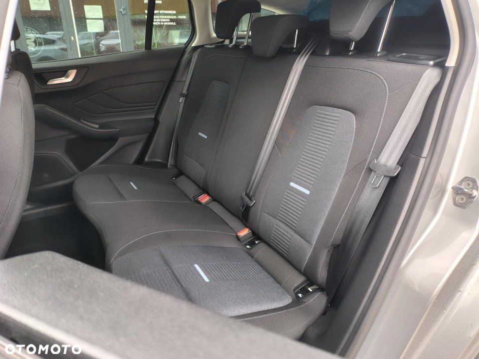 Ford Focus - 11