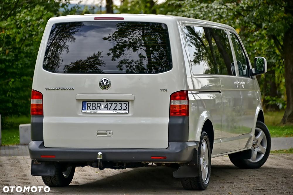 Volkswagen Transporter T5 TDI L2H1 - 4
