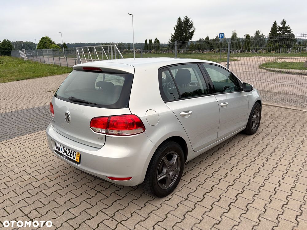Volkswagen Golf 1.6 Trendline - 6