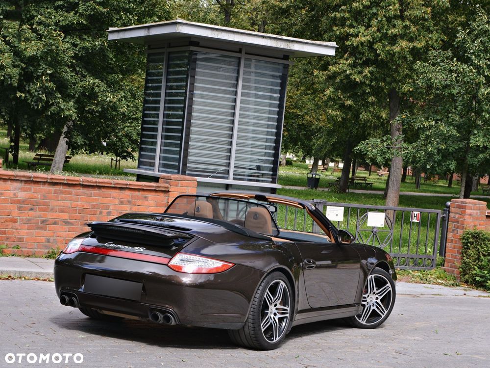 Porsche 911 Carrera 4S PDK - 20