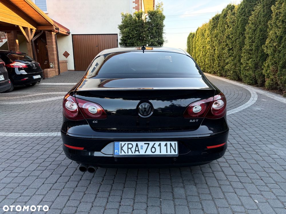 Volkswagen Passat 2.0 TSI DSG Highline - 2