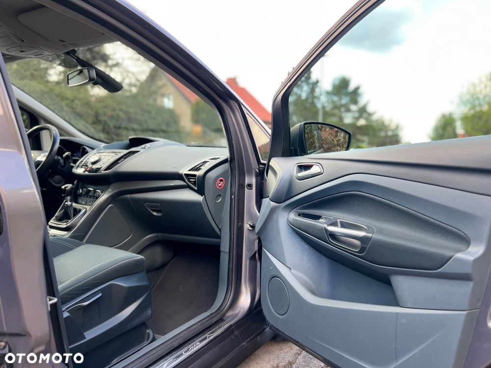 Ford Grand C-MAX 2.0 TDCi Start-Stopp-System Titanium - 20