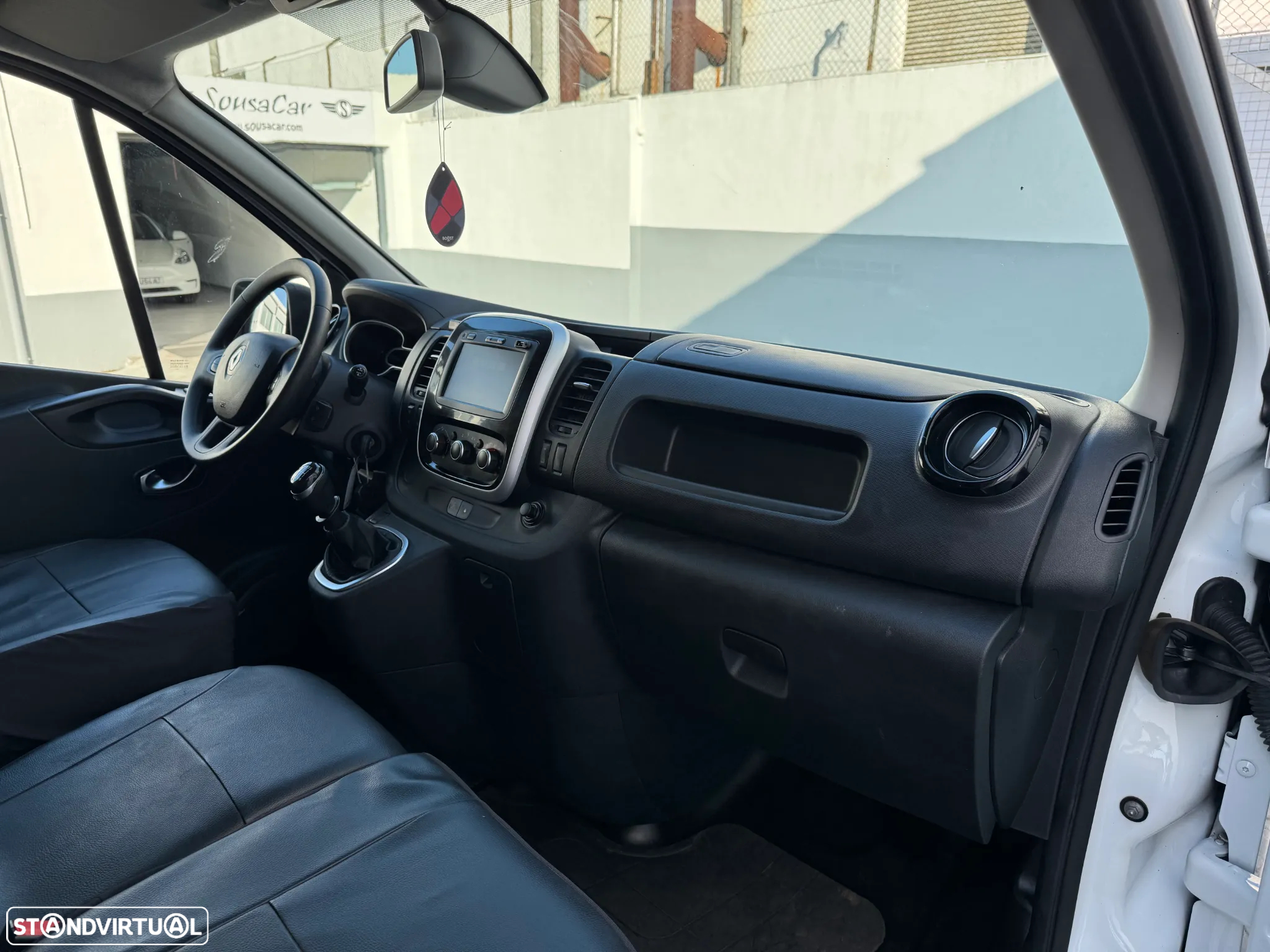 Renault Trafic ENERGY dCi 120 L1H1 3.0t Confort - 11