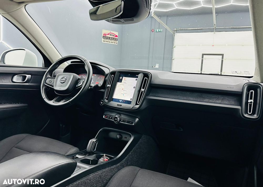 Volvo XC 40 D3 Momentum Pro - 22