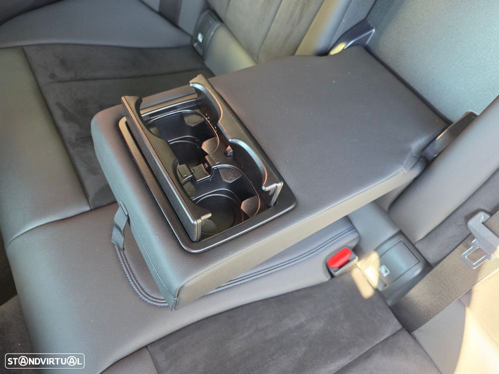 BMW 320 e Pack Desportivo M Auto - 51