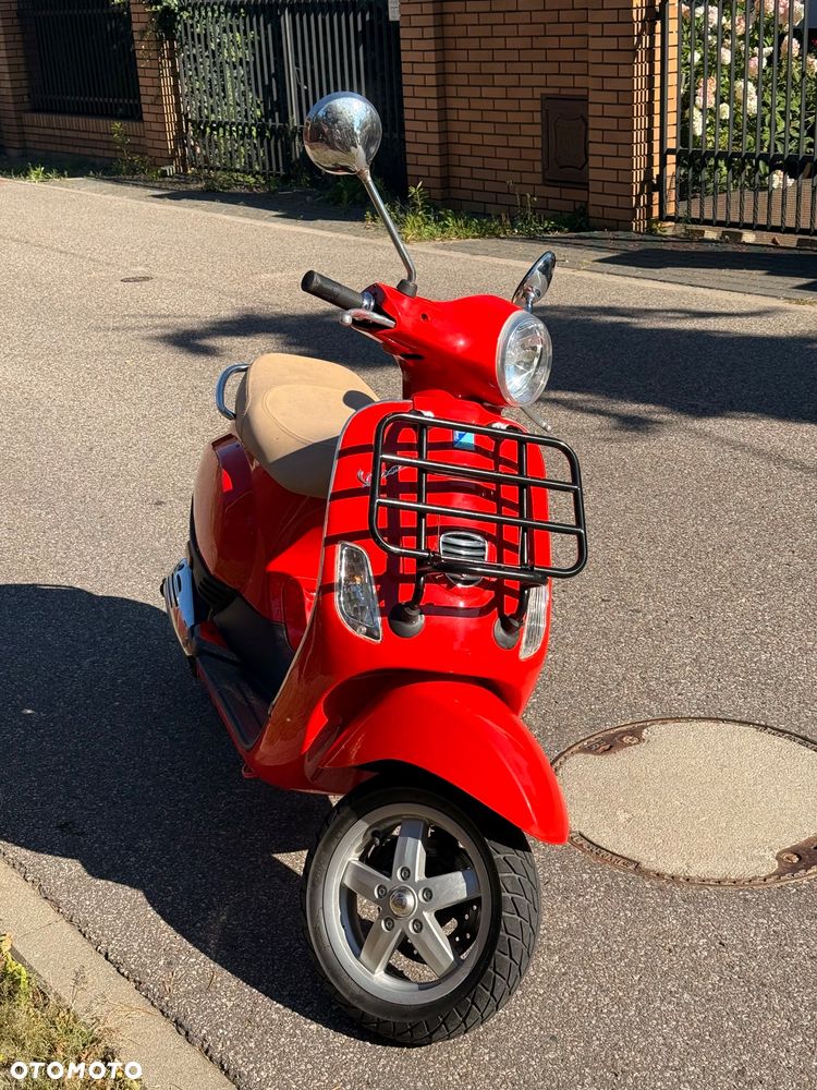 Piaggio Vespa - 4