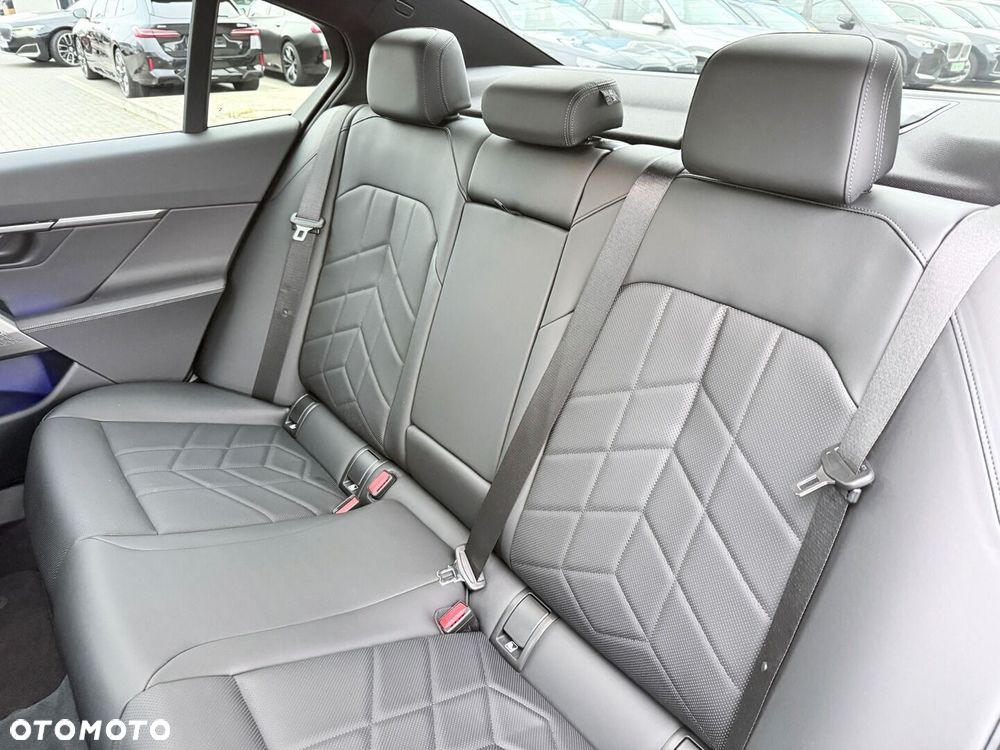 BMW Seria 5 - 35