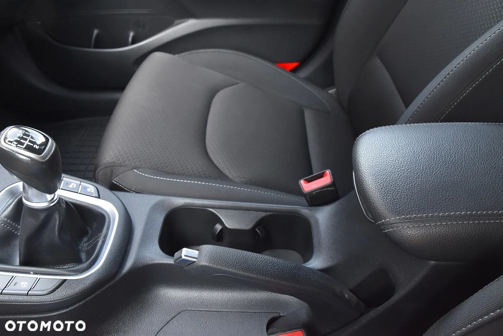 Hyundai i30 1.6 CRDI Prime - 40