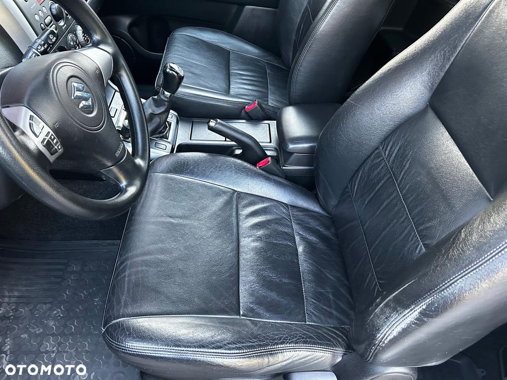 Suzuki Grand Vitara 1.6 - 18