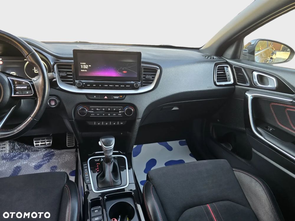 Kia ProCeed 1.6 T-GDI DCT7 OPF GT - 18