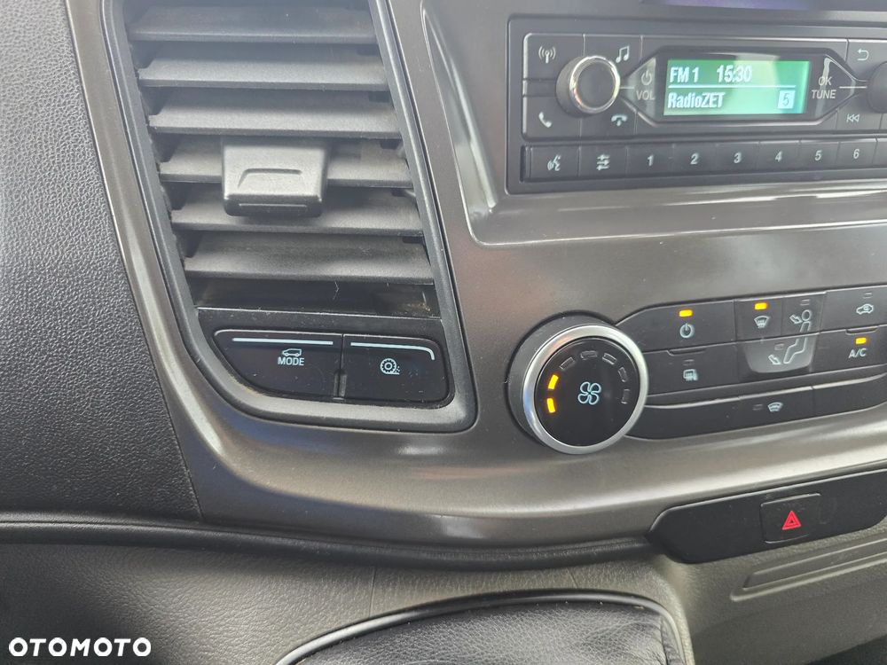 Ford Transit - 25