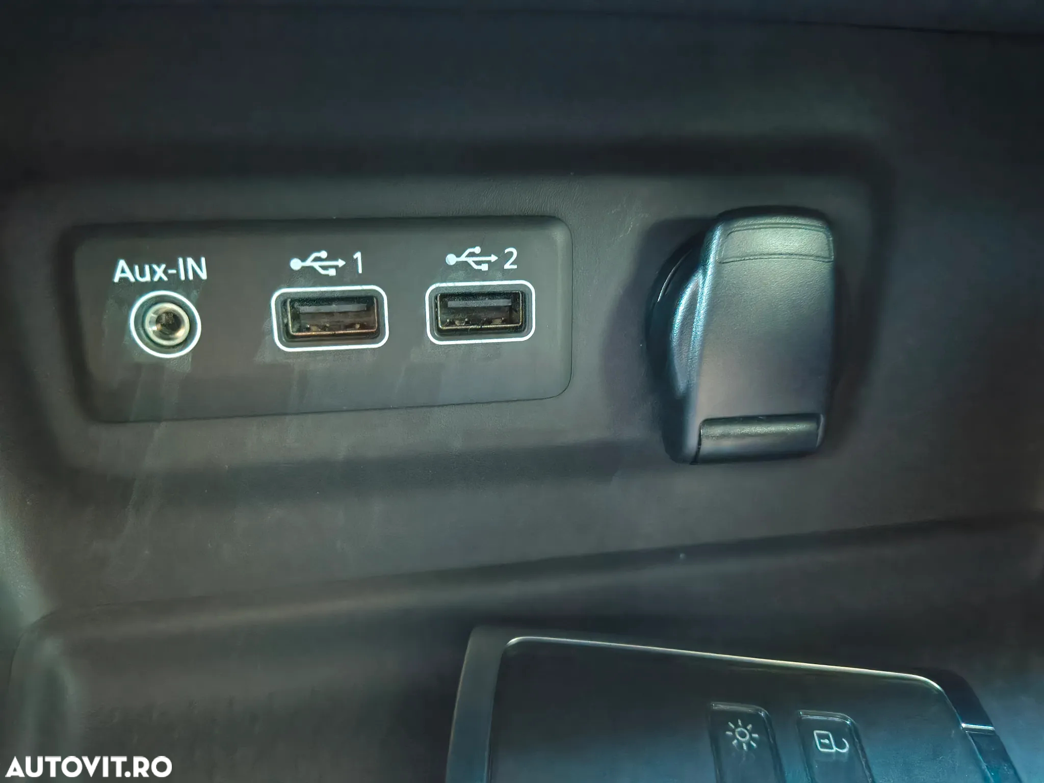 Renault Megane Grandtour E-TECH Plug-in 160 R.S. LINE - 23