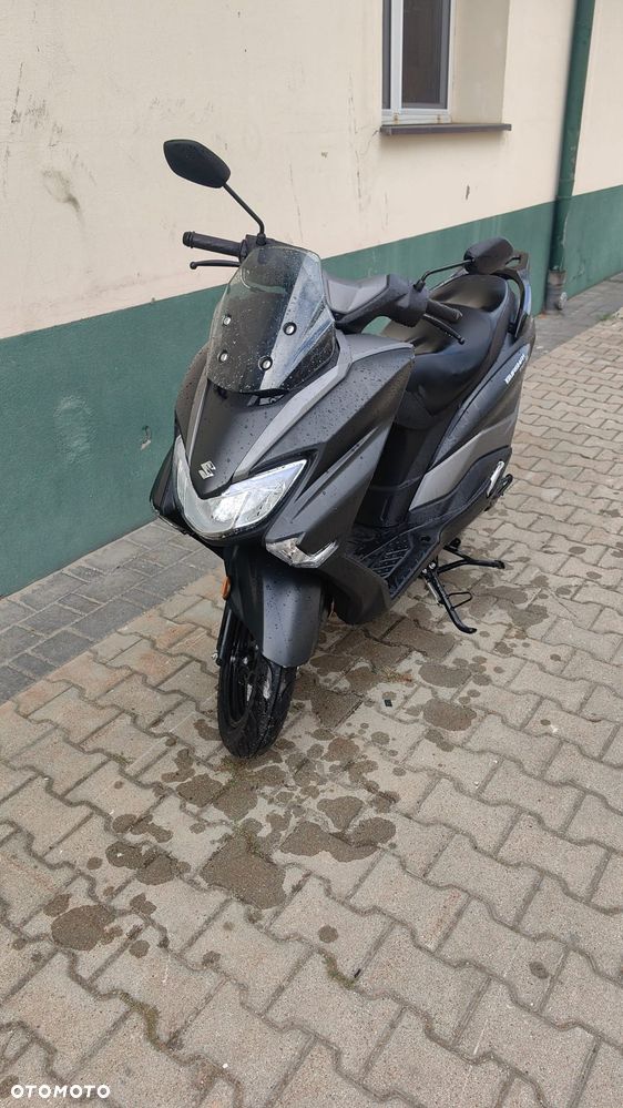Suzuki Burgman - 3