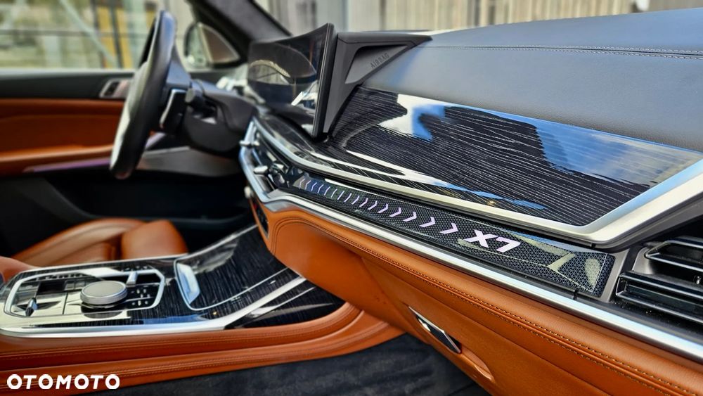 BMW X7 M50d sport - 25