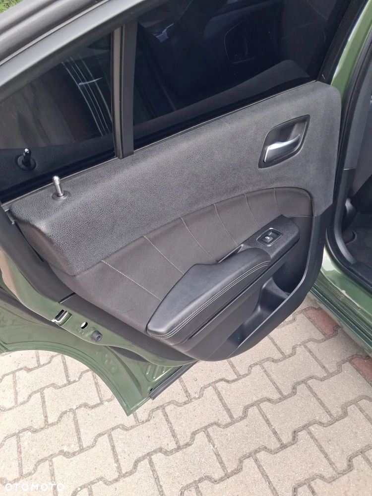 Dodge Charger 5.7 R/T - 37