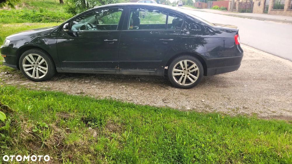 Volkswagen Passat 1.9 TDI Comfortline - 2