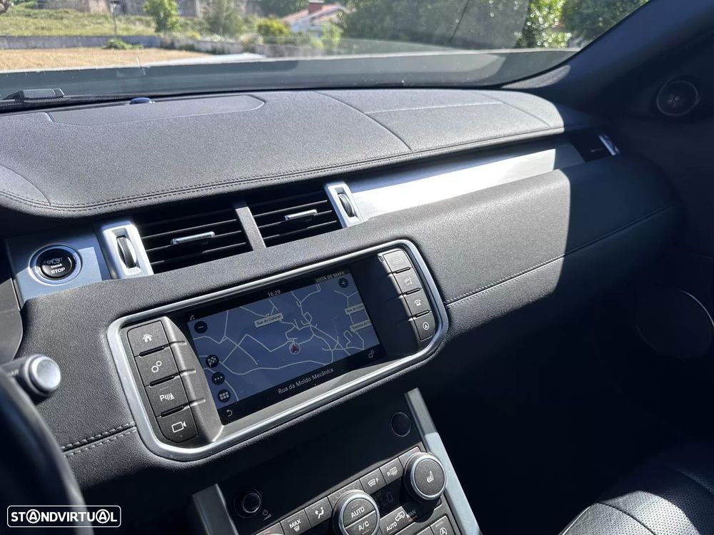 Land Rover Range Rover Evoque 2.0 D150 AWD R-Dynamic Auto - 49