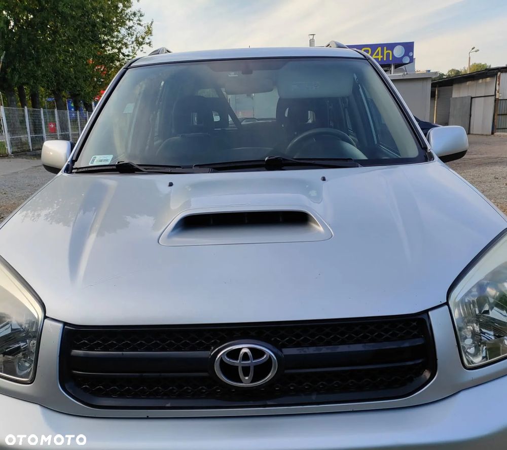 Toyota RAV4 2.0 D-4D 4x4 - 12