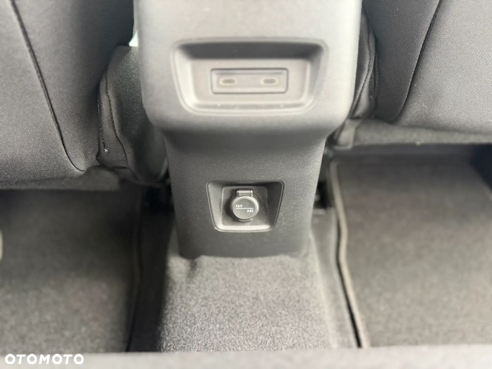Citroën C3 1.2 mHEV Max - 22